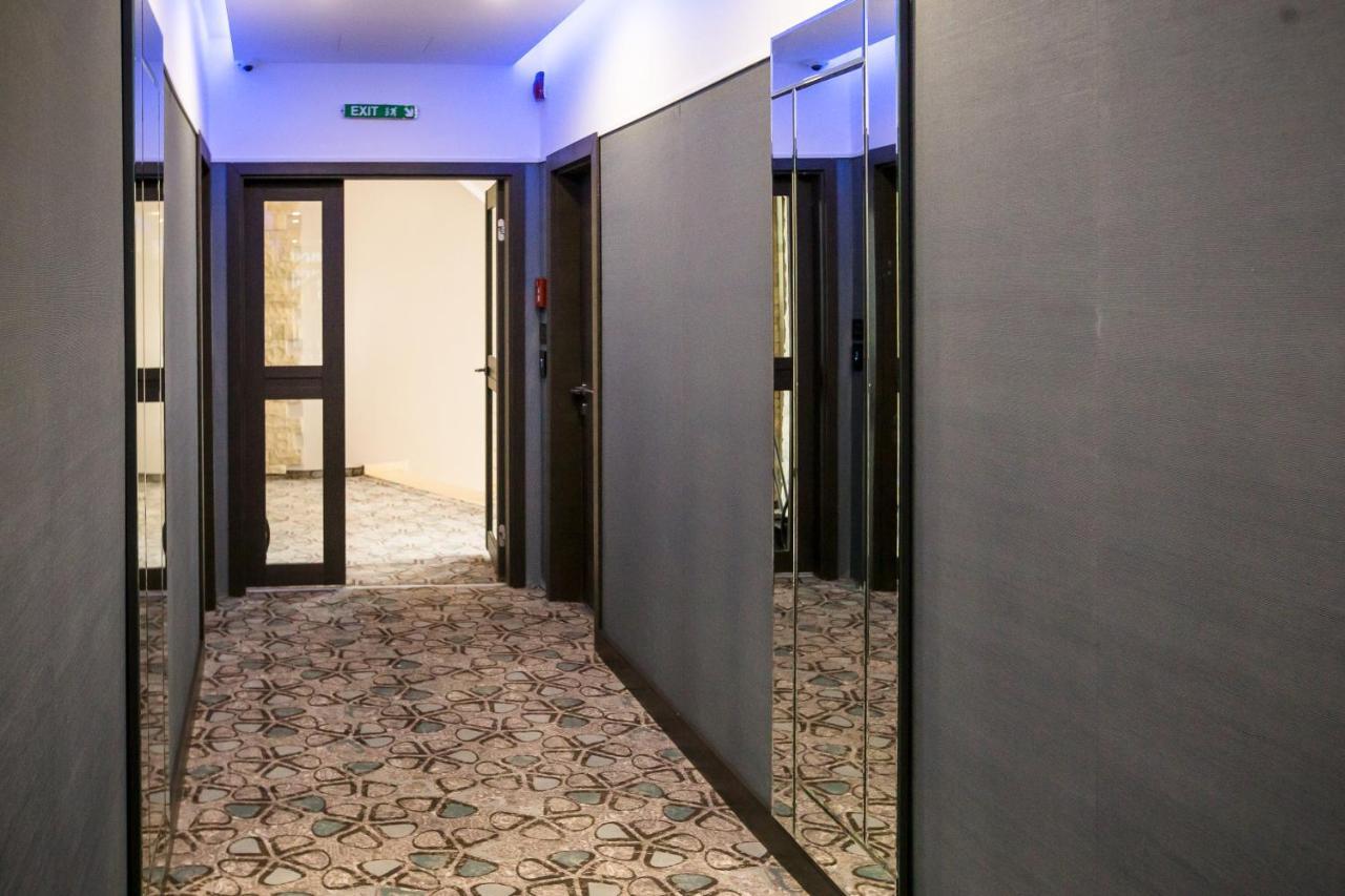 Hotel Carpat Inn Azuga Kültér fotó