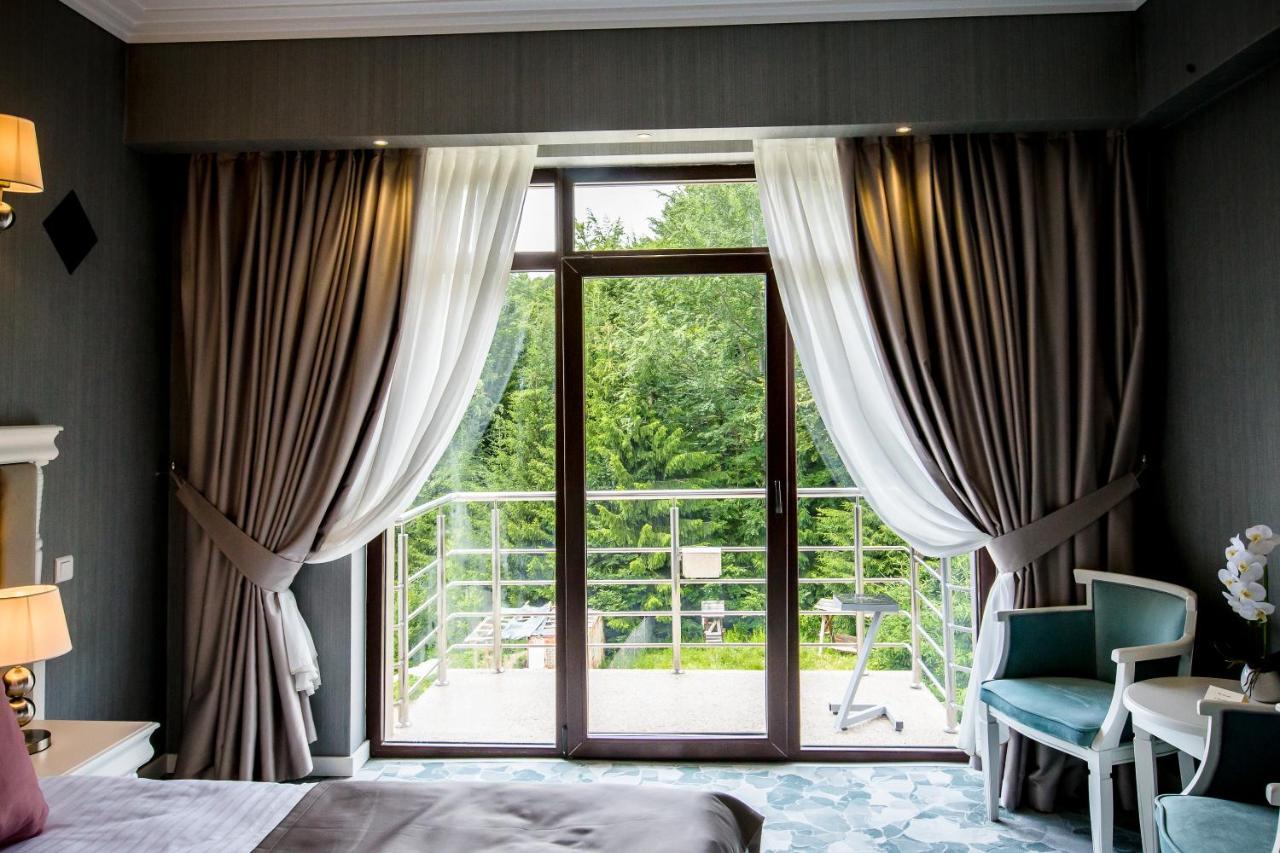 Hotel Carpat Inn Azuga Kültér fotó