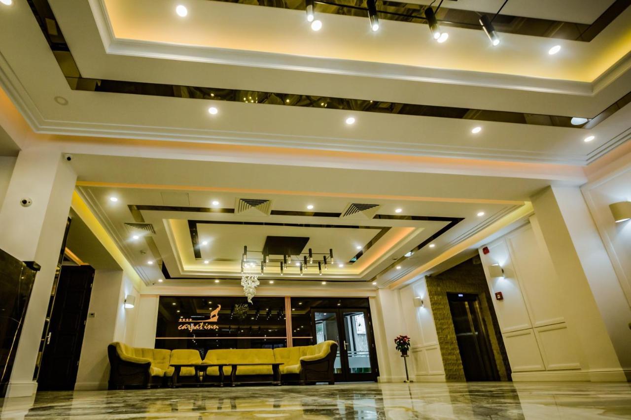 Hotel Carpat Inn Azuga Kültér fotó
